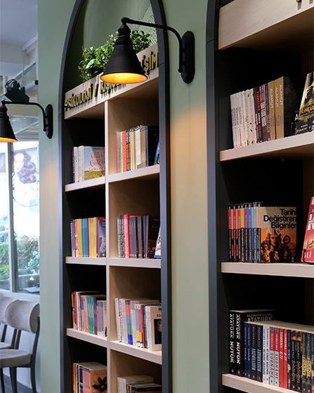 Ahi Kitap Kafe